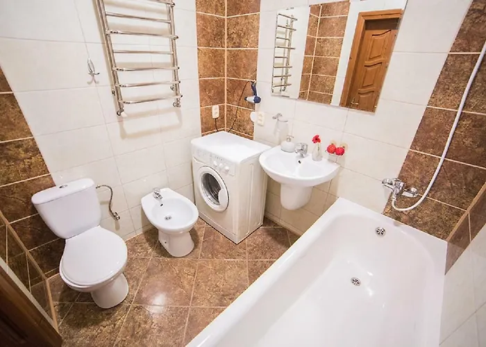 Apartament сучасні на площі ринок з 2 ізольованими спальнями для 6 гостей *